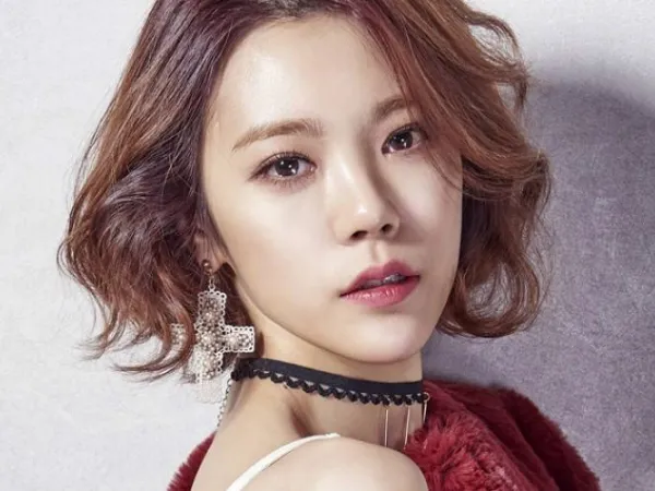 Mất nhiều năm xây dựng tên tuổi, vì đâu idol này từ bỏ nghệ danh Lizzy (After School)?