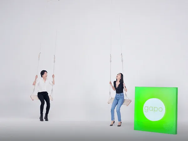 Biểu cảm khó đỡ của Bích Phương & Quang Trung khi reaction MV "nhân văn" “Đi Đu Đưa Đi”