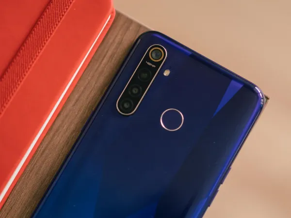  Quay video bằng smartphone tập làm Vlogger, nghe tưởng khó nhưng biết những chiêu này là ngon ngay