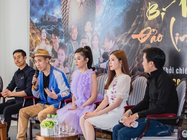 Hạ Anh kể chuyện hậu trường đóng phim cùng tài tử TVB Dương Minh trong ‘Bí mật đảo linh xà’