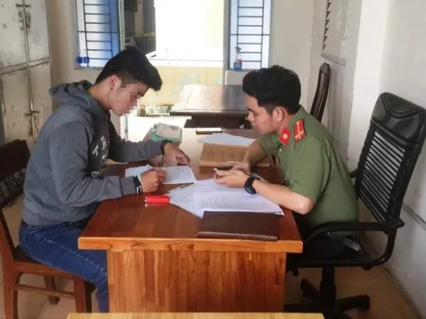 Thanh niên tự sửa kết quả bệnh thành "dương tính virus corona" để câu like trên mạng xã hội