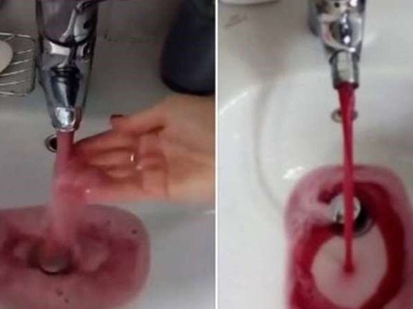 Sự thật bất ngờ đằng sau việc vòi nước máy chảy ra nước màu đỏ sẫm