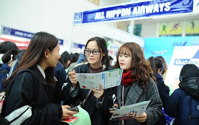 Gần 1000 việc làm trong ngày hội tuyển dụng do Trường ĐH Ngoại ngữ - ĐHQG Hà Nội tổ chức