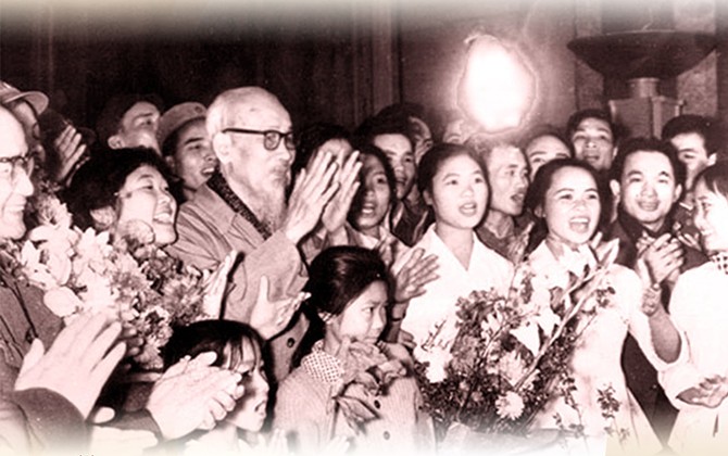 Bồi dưỡng thế hệ cách mạng cho đời sau theo Di chúc Chủ tịch Hồ Chí Minh